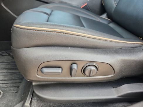 Used 2024 Chevrolet Blazer Premier w/ Driver Confidence II Package image 20