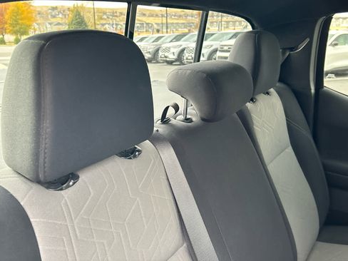 Used 2023 Toyota Tacoma TRD Off-Road image 22