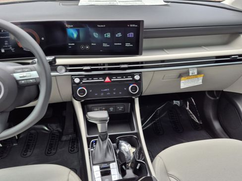 New 2026 Hyundai Tucson SEL Plus FWD image 13