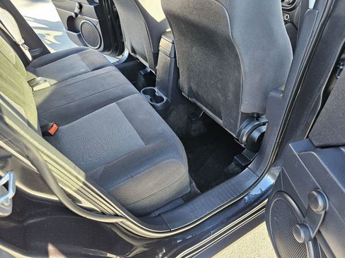 Used 2016 Jeep Patriot Sport image 14