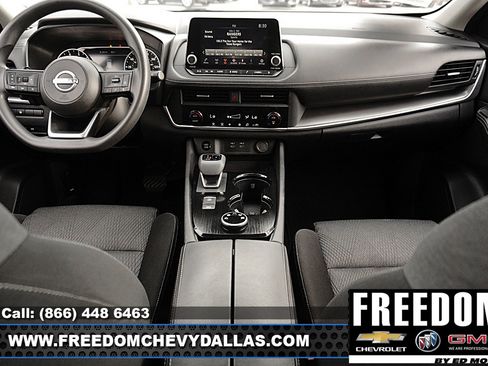 Used 2024 Nissan Rogue SV AWD/4WD image 7