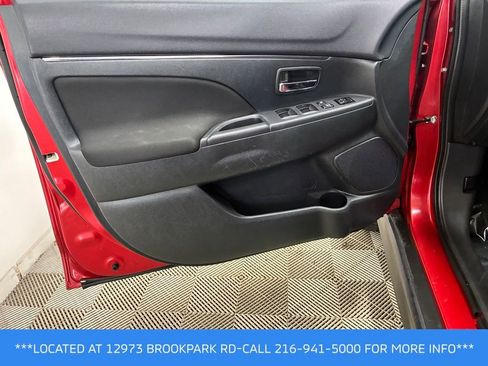 Used 2016 Mitsubishi Outlander Sport ES FWD image 7