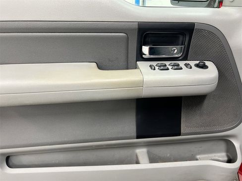 Used 2007 Ford F150 XLT image 18