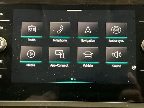 Used 2024 Volkswagen Tiguan Wolfsburg Edition image 58