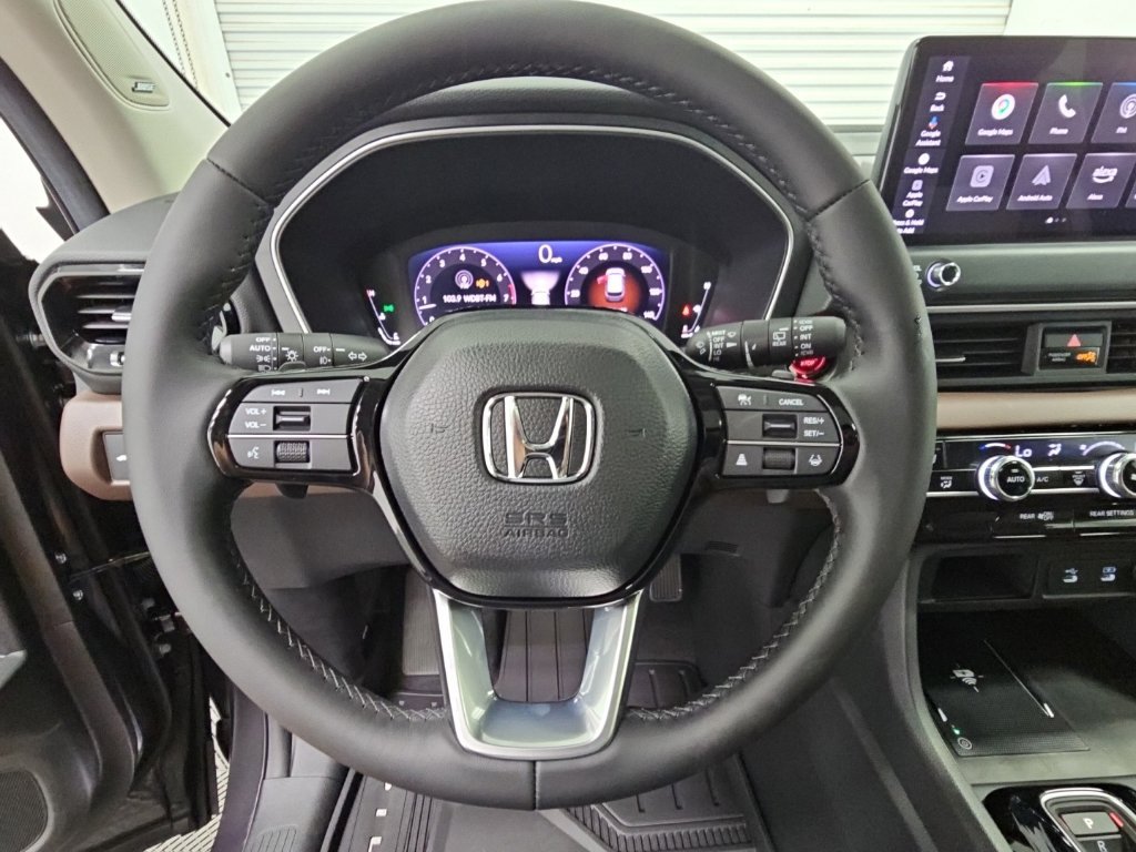 New 2026 Honda Pilot Touring image 25