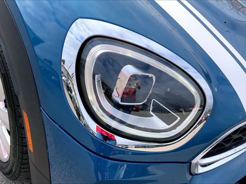 Used 2022 MINI Cooper Countryman S w/ Premium Package image 27