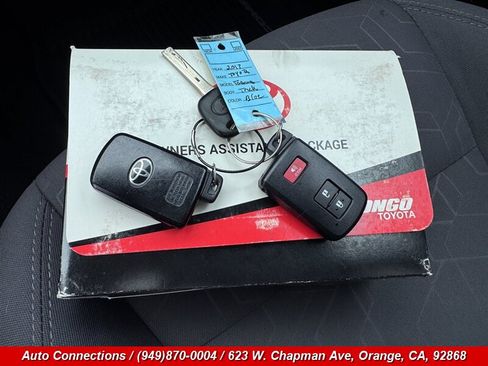 Used 2017 Toyota Tacoma TRD Off-Road RWD image 25