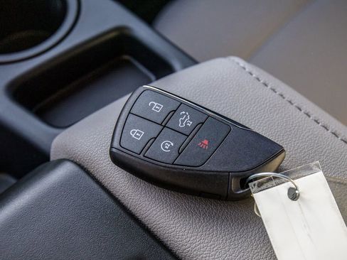 New 2026 GMC Sierra 3500 SLE w/ SLE Value Package image 32