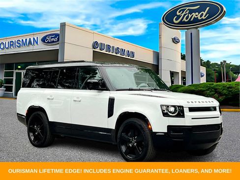 Used 2025 Land Rover Defender 130 X-Dynamic SE AWD/4WD image 1