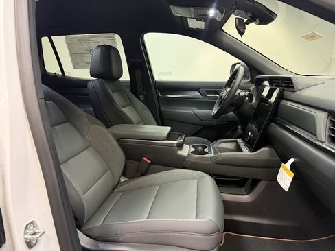 New 2026 GMC Terrain AT4 image 14