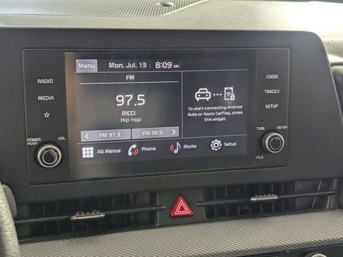 Used 2024 Kia Sportage LX FWD image 19