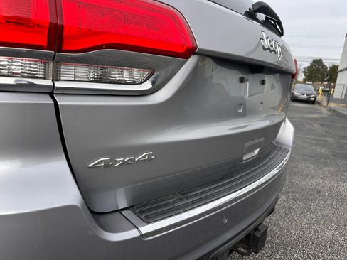 Used 2014 Jeep Grand Cherokee Limited w/ Trailer Tow Group IV image 16