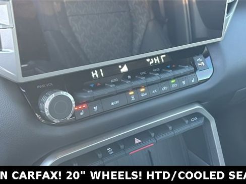 Used 2025 Toyota Tundra Limited image 15