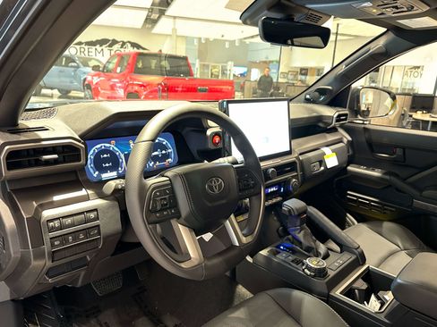 New 2026 Toyota 4Runner TRD Off-Road Premium AWD/4WD image 7