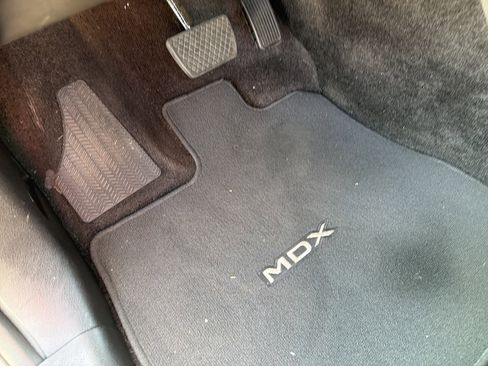 Certified 2017 Acura MDX FWD w/ Technology Package image 17