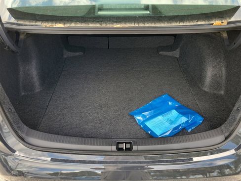 Used 2026 Toyota Corolla LE image 8