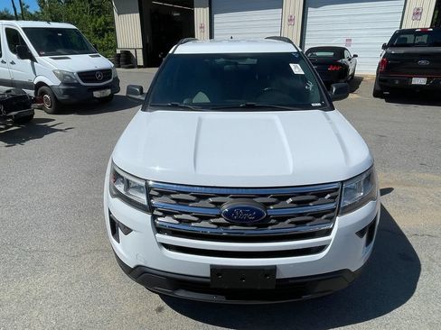 Used 2018 Ford Explorer 4WD w/ Class II Trailer Tow Package image 3
