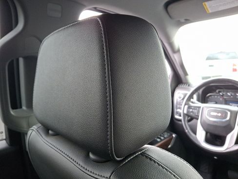 Used 2019 GMC Sierra 1500 SLT image 13