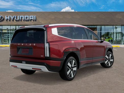 New 2026 Hyundai Ioniq 9 SEL image 4