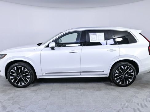 Certified 2025 Volvo XC90 B6 Plus image 2