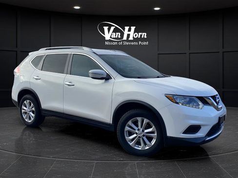 Used 2014 Nissan Rogue SV image 30