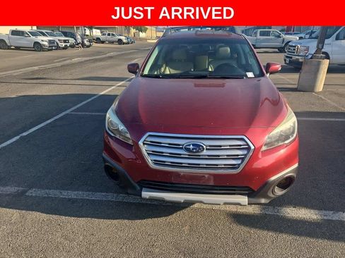 Used 2015 Subaru Outback 2.5i Limited AWD/4WD image 2