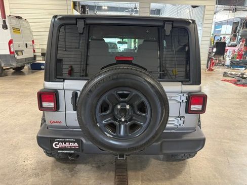 Used 2020 Jeep Wrangler Unlimited Sport AWD/4WD image 23