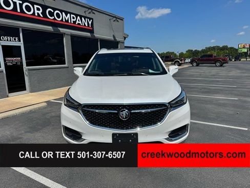 Used 2018 Buick Enclave Avenir w/ Avenir Technology Package AWD/4WD image 15