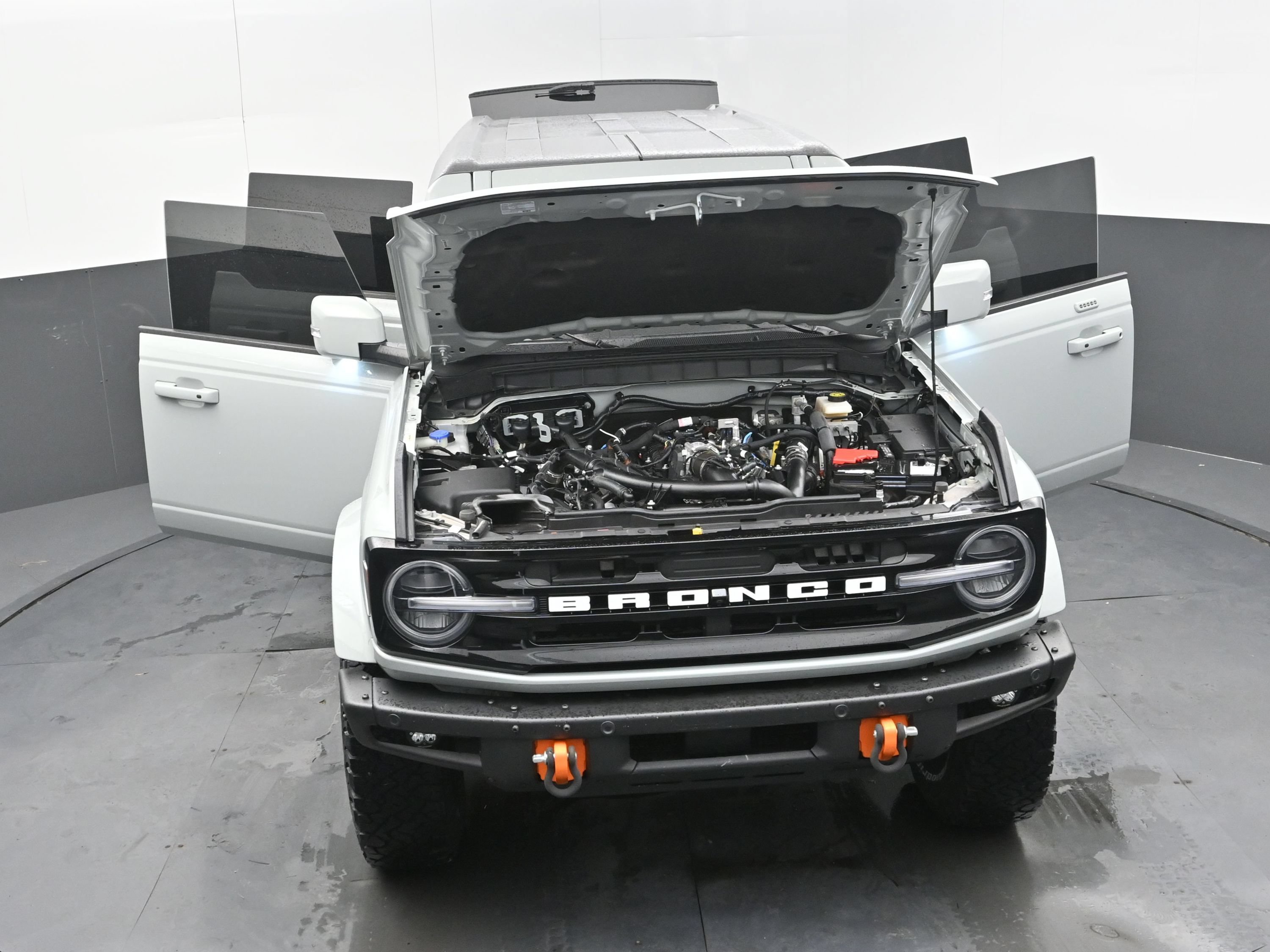 Used 2023 Ford Bronco Outer Banks AWD/4WD image 38