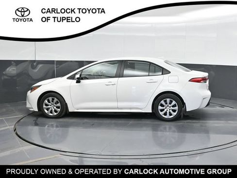 Used 2026 Toyota Corolla LE FWD image 10