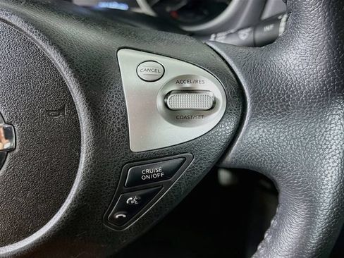 Used 2017 Nissan Sentra SV FWD image 29