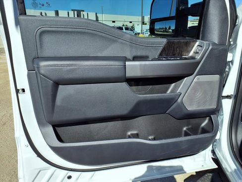 New 2026 Ford F250 Lariat w/ FX4 Off-Road Package image 29