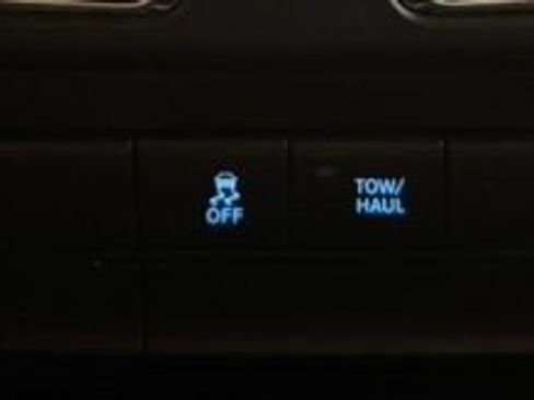 Used 2018 Jeep Grand Cherokee Limited image 37