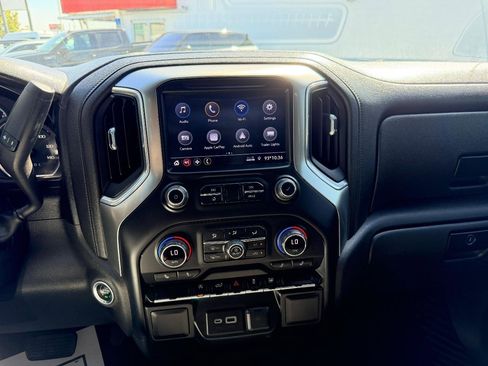 Used 2021 Chevrolet Silverado 1500 LT RWD image 25