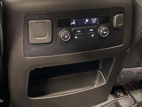 Used 2019 Chevrolet Suburban LT w/ LT Signature Package image 37