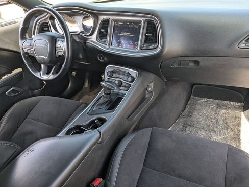 Used 2019 Dodge Challenger R/T Scat Pack w/ Plus Package RWD image 32