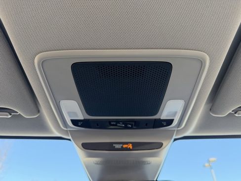 Used 2025 Honda HR-V LX image 29