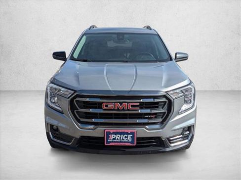 Used 2023 GMC Terrain AT4 image 2