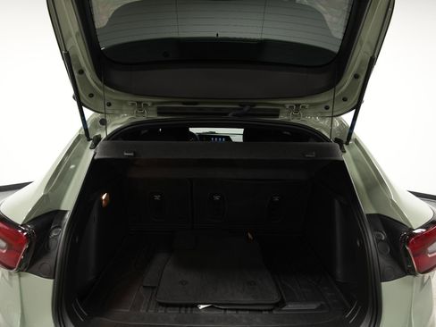 Used 2024 Chevrolet Trax RS w/ Driver Confidence Package image 12