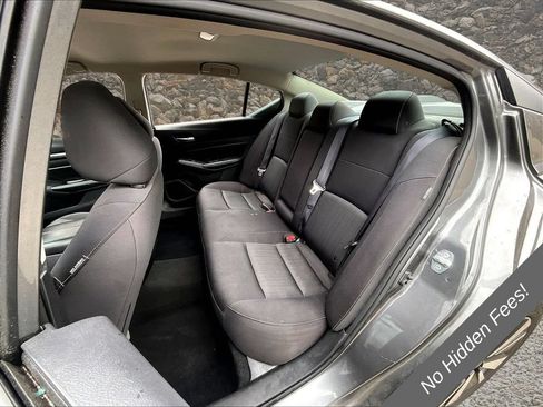 Used 2022 Nissan Altima 2.5 SV FWD image 21