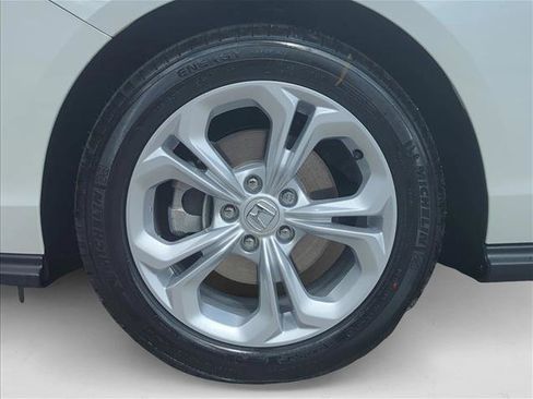 New 2025 Honda Accord LX image 9