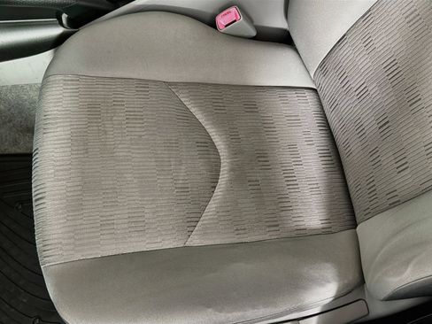 Used 2009 Toyota RAV4 4WD w/ Base L4 Extra Value Pkg image 17