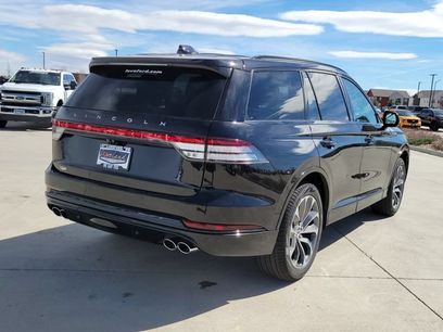 New 2026 Lincoln Aviator AWD w/ Jet Appearance Package