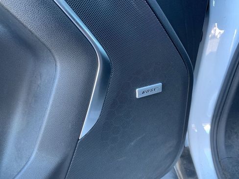 Used 2021 Chevrolet Tahoe Z71 w/ Luxury Package image 12