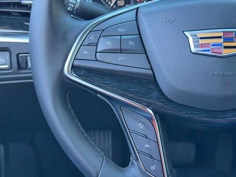 Certified 2025 Cadillac XT5 Premium Luxury image 30