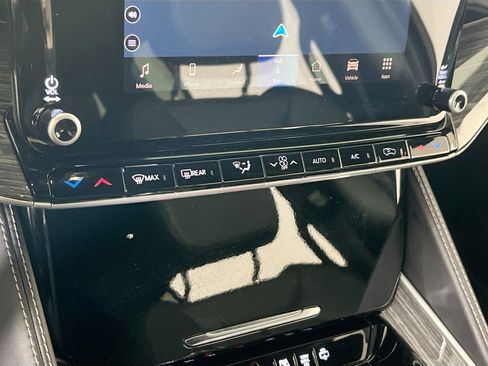 Used 2022 Jeep Wagoneer Series III image 16