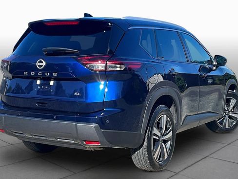 Used 2026 Nissan Rogue SL FWD image 13
