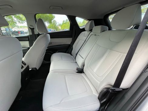 Used 2025 Hyundai Tucson SEL FWD image 26