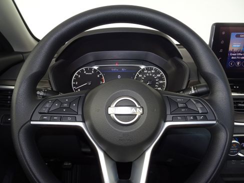 New 2025 Nissan Altima 2.5 SV w/ SV Special Edition Package image 20