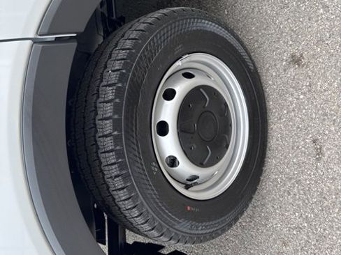 New 2025 Ford Transit 250 148 Medium Roof w/ Load Area Protection Package image 8